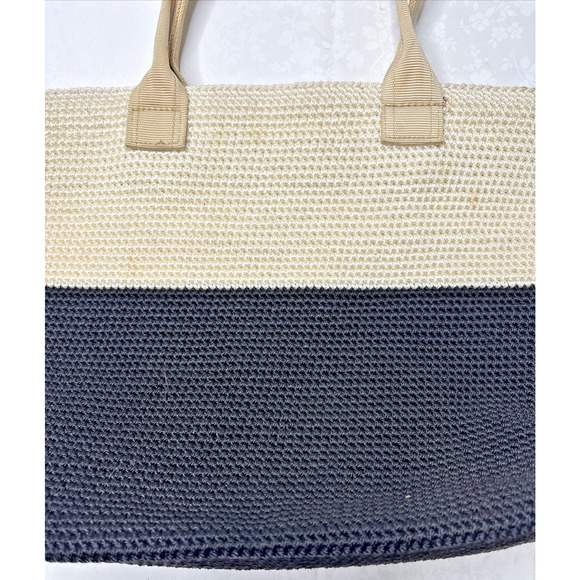 The Sak Two-Tone Crochet Tote Bag – Black Cream Knit Shoulder Purse Handbag - Picture 2 of 10